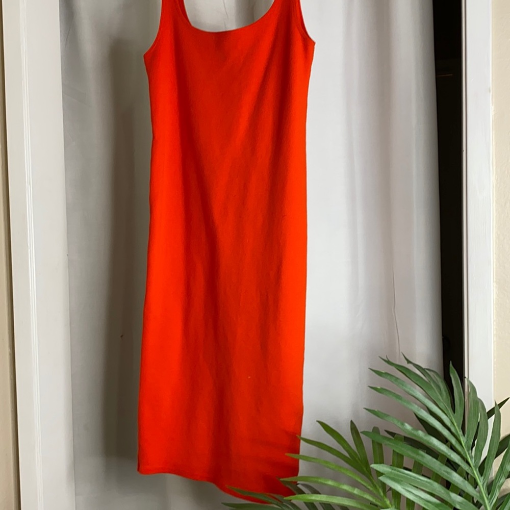 Red midi dress